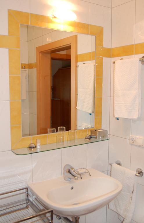 Pension Zur Post Apartman Bad Blumau Szoba fotó