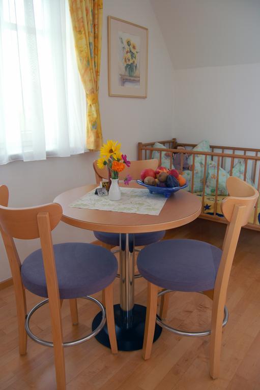 Pension Zur Post Apartman Bad Blumau Szoba fotó